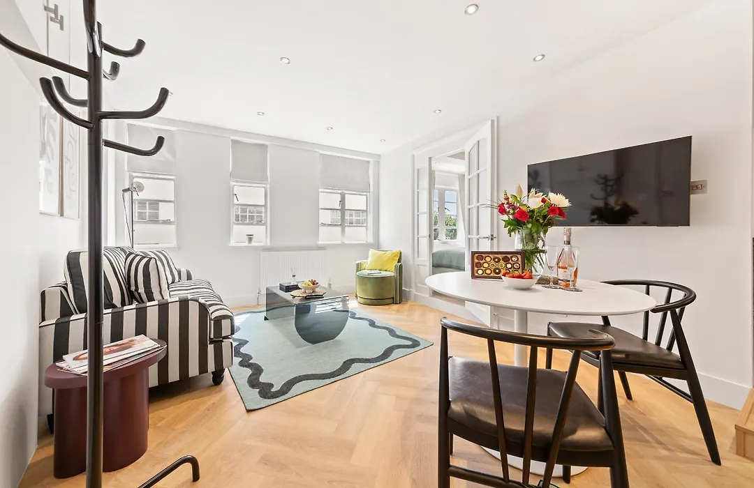 Nell Gwynn Chelsea Accommodation-1
