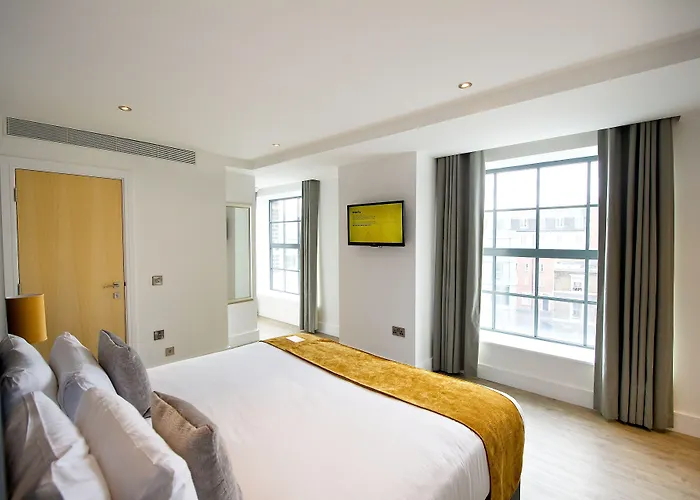 Staycity Aparthotels Deptford Bridge Station London